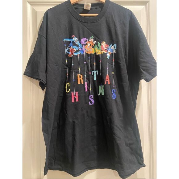 Disney Christmas T-shirt size 2XL - Picture 1 of 2